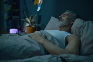 Automatic CPAP (APAP) helps promote restful, natural sleep for people with sleep apnea.