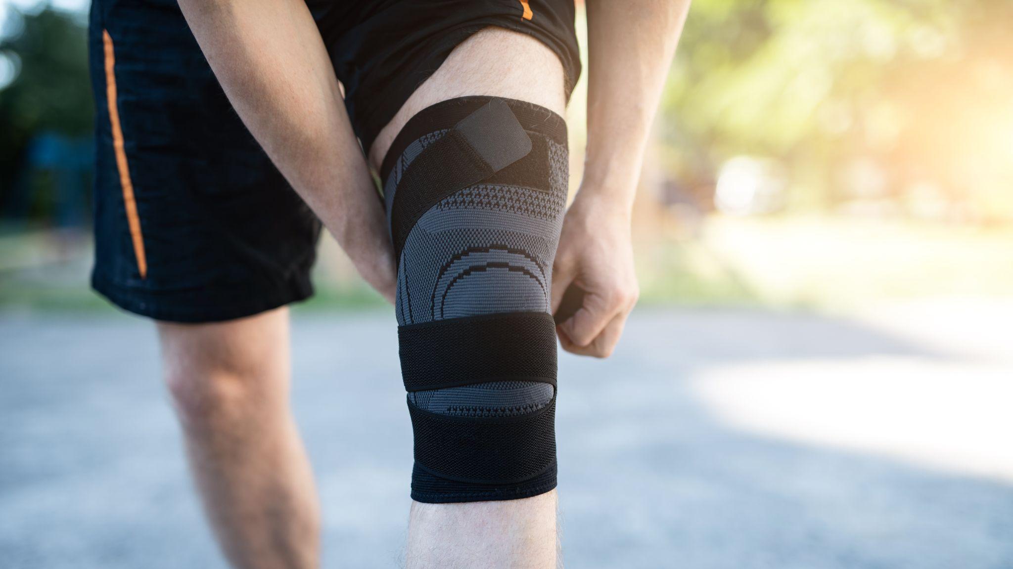 knee brace, representing Custom Bracing Specialist Near Harlingen, TX
